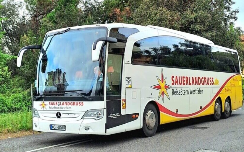 OE-HD 550 Mercedes Travego RHD-M ****