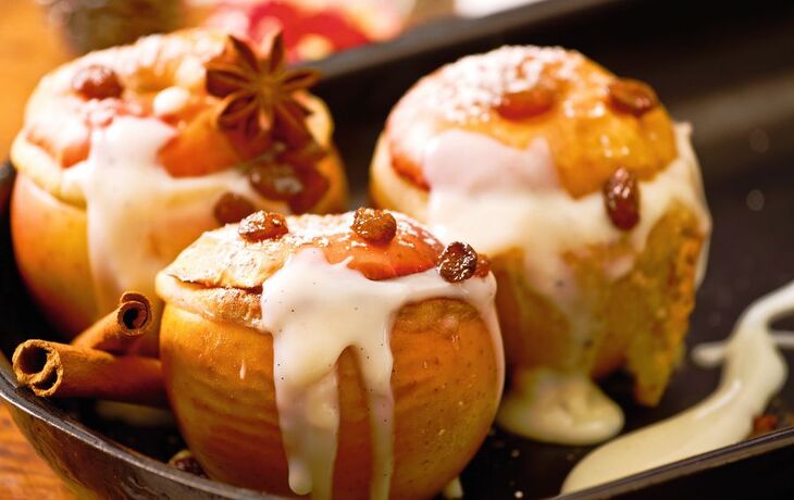 Bratapfel mit Vanillesauce