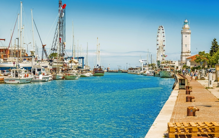 Hafen von Rimini in der Emilia-Romagna, Italien