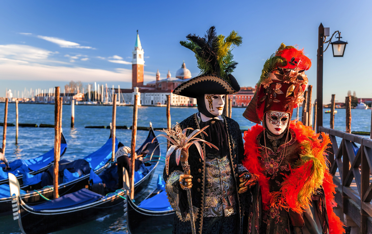 bunte Karnevalsmasken in Venedig