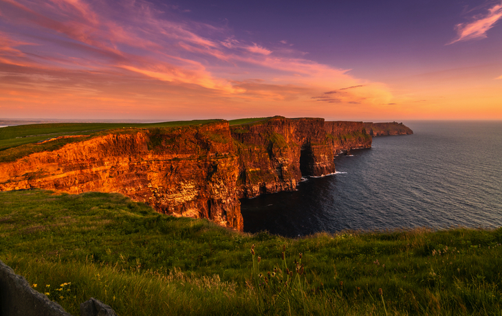 Sonnenuntergang über den Cliffs of Moher